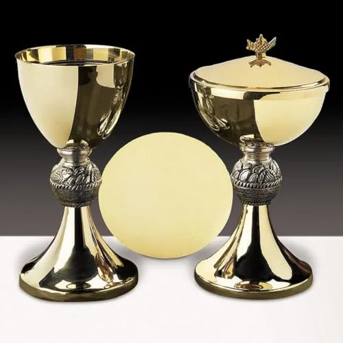 Sudbury Loaves and Fishes Chalice and Paten with Case, 12 oz